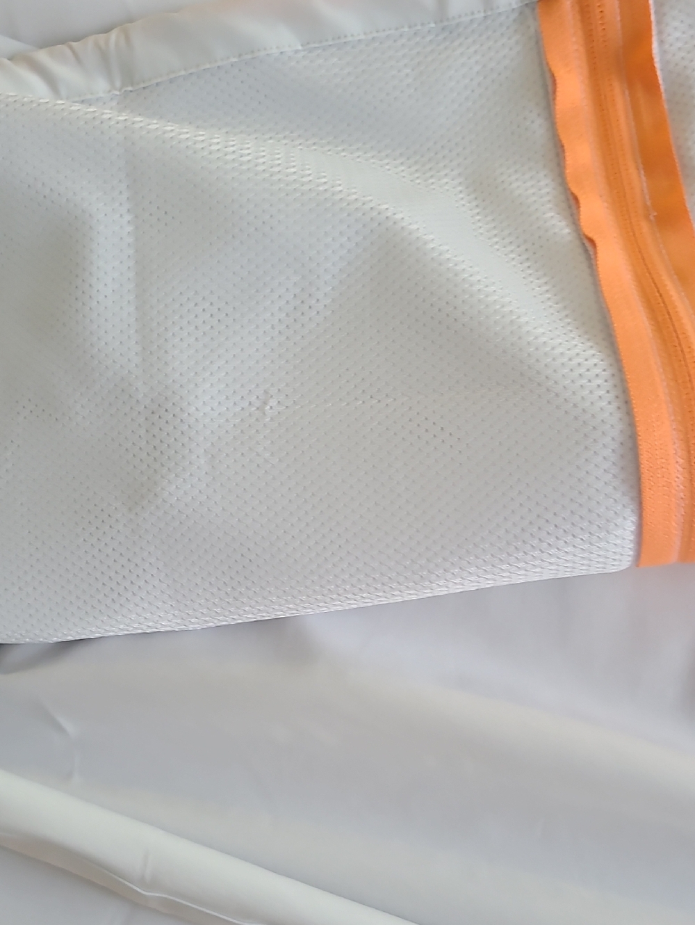 Under Armour White Hooded Jacket with Peach/Orange Zipper - Picture 4 of 8